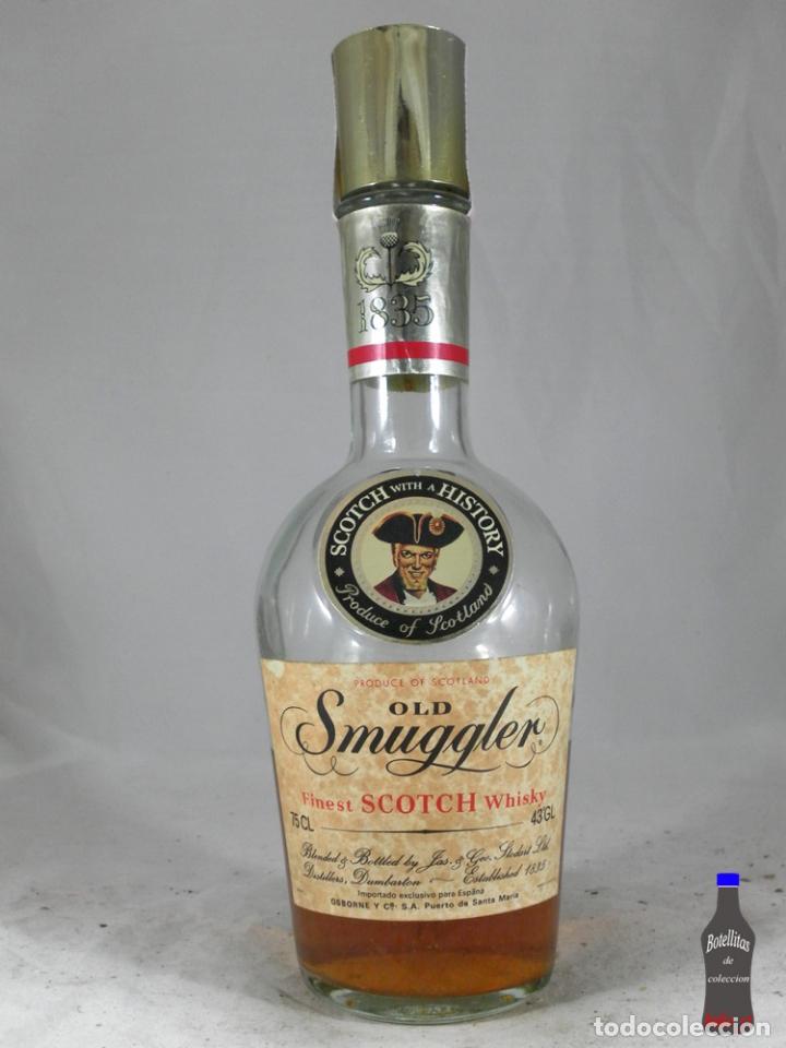 Collection of wines and liquors: BOTELLA WHISKY OLD SMUGGLER FINEST SCOTCH WHISKY DUMBARTON GLASGOW OSBORNE ESPA&Ntilde;A