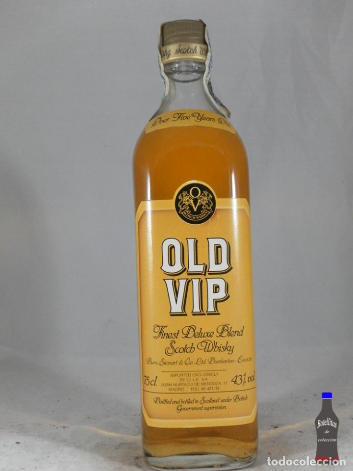 Collezionismo di vini e liquori: BOTELLA OLD VIP FINEST DELUXE BLEND SCOTCH WHISKY BURN STEWART DUMBARTON CILE S.A. MADRID