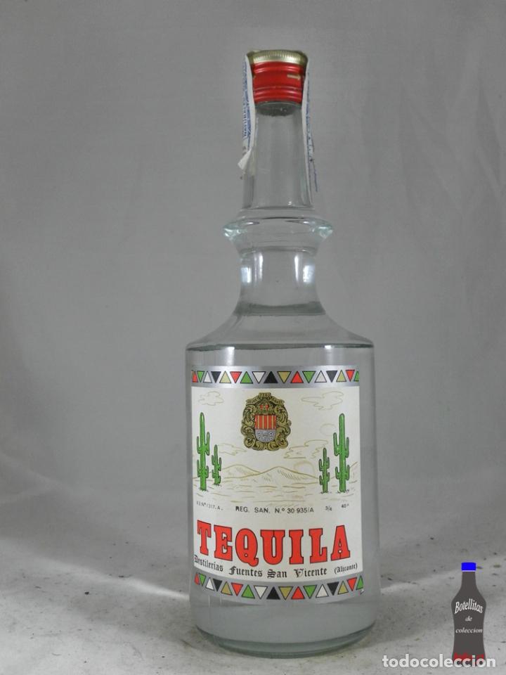Collectionnisme de vins et liqueurs: BOTELLA TEQUILA DESTILERIAS FUENTES SAN VICENTE ALICANTE