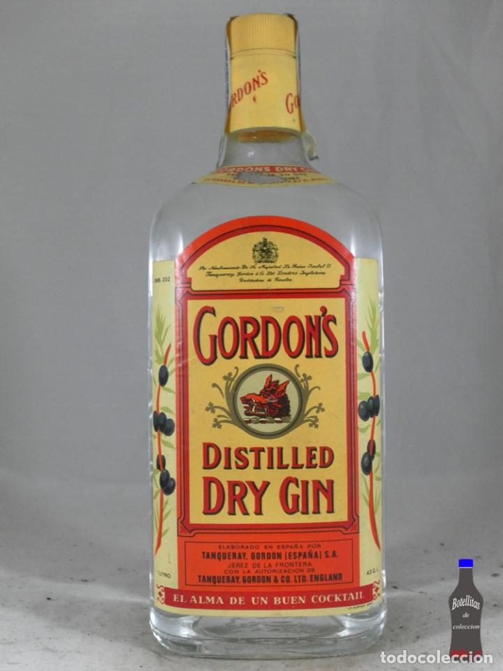 Collezionismo di vini e liquori: BOTELLA DRY GIN GORDON&acute;S DISTILLED DRY GIN TANQUERAY GORDON JEREZ FRONTERA