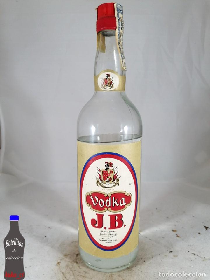 Collezionismo di vini e liquori: BOTELLA VODKA J B JULIO BORRAJO TALAVERA DE LA REINA TOLEDO