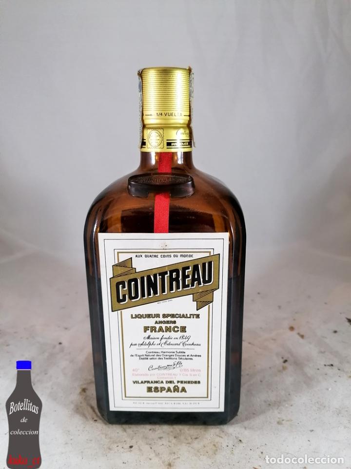 Sammlung von Weinen und Lik&ouml;ren: BOTELLA COINTREAU ANGERS FRANCE VILAFRANCA ESPA&Ntilde;A
