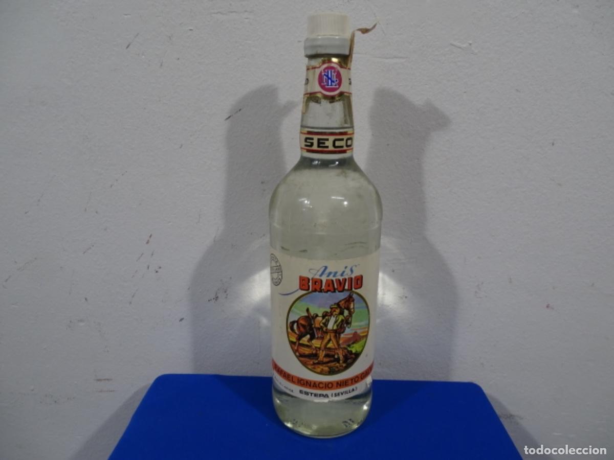 Collectionnisme de vins et liqueurs: AN&Iacute;S SECO BRAV&Iacute;O. RAFAEL IGNACIO NIETO. ESTEPA, SEVILLA. 55%. 1 LITRO.