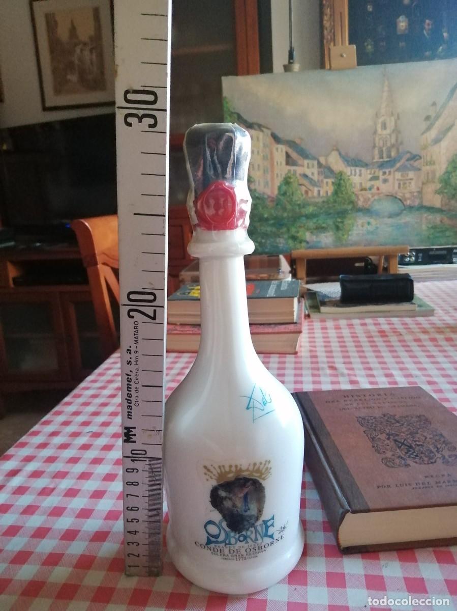 Coleccionismo de vinos y licores: Botella de Brandy de Osborne-Dal&iacute;. - Foto 13
