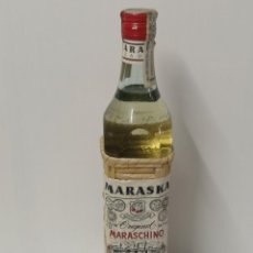 Coleccionismo de vinos y licores: ANTIGUA BOTELLA ORIGINAL MARASCHINO - MARASKA - ZADAR - YUGOSLAVIA