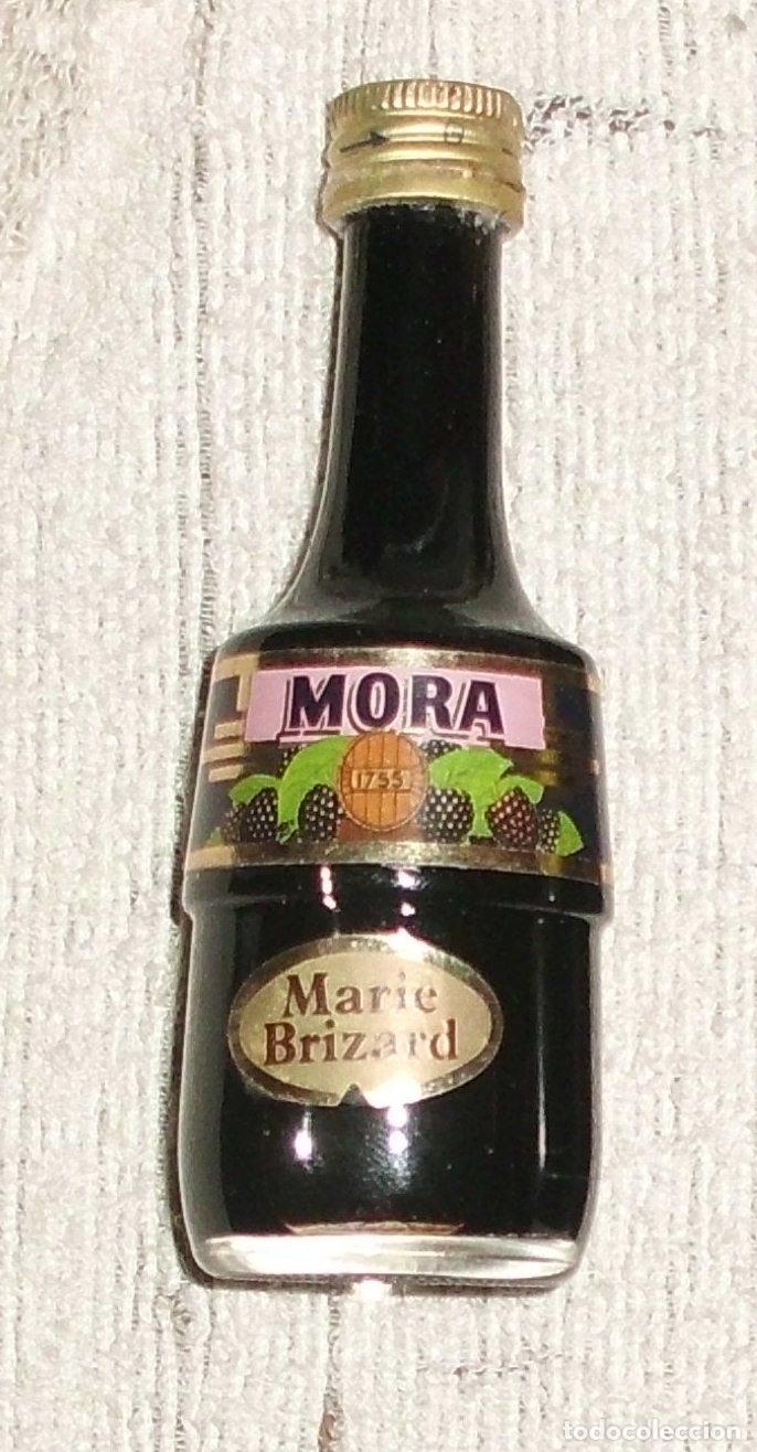 Coleccionismo de vinos y licores: BOTELLIN LICOR DE MORA &rdquo;MARIE BRIZARD&rdquo;.ZIZURKIL. MARIE BRIZARD ESPA&Ntilde;A RF-6083