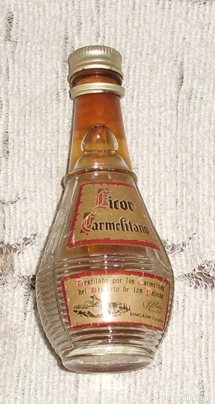 Coleccionismo de vinos y licores: BOTELLIN LICOR CARMELITANO. BENICASIN. CASTELLON RF-6095