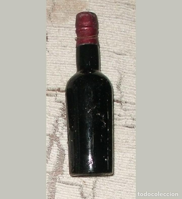 Coleccionismo de vinos y licores: BOTELLIN DE VINO. FALTO DE ETIQUETA RF-6464
