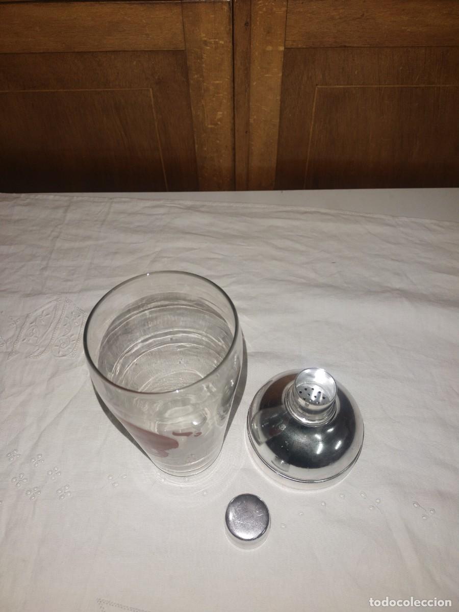 Coleccionismo de vinos y licores: Coctelera Cinzano - Foto 3