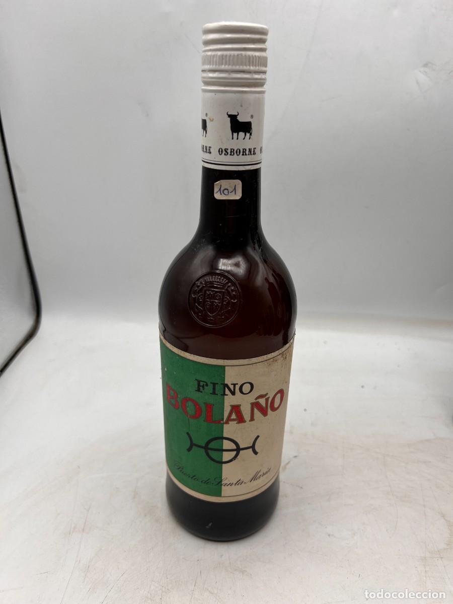 Sammlung von Weinen und Lik&ouml;ren: BOTELLA. VINO FINO. BOLA&Ntilde;O. OSBORNE. PUERTO DE SANTA MARIA. 75 CL. MEDIDAS: 29.5 CM ALTO