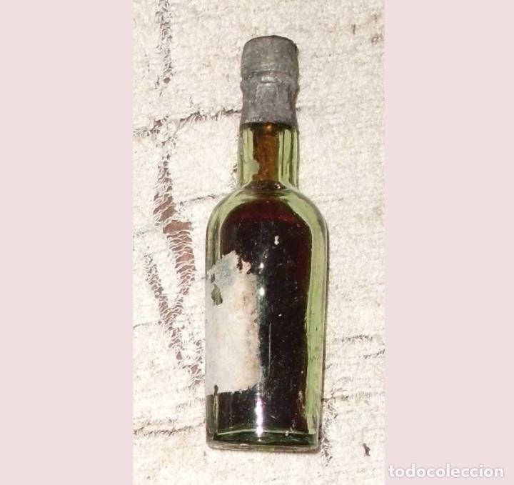 Coleccionismo de vinos y licores: BOTELLIN DE LICOR. FALTO DE ETIQUETA RF-6482