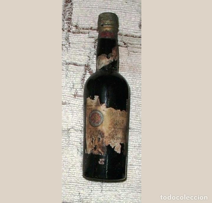 Coleccionismo de vinos y licores: BOTELLIN DE VINO AMONTILLADO. ETIQUETA EN MAL ESTADO RF-6496