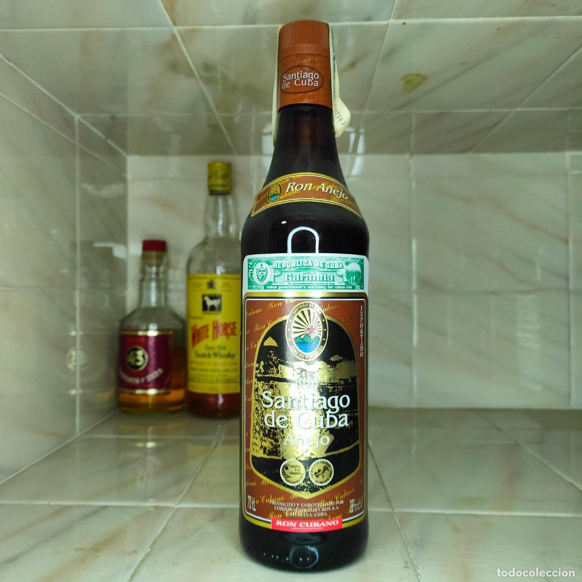 Coleccionismo de vinos y licores: botella ron a&ntilde;ejo Santiago de Cuba