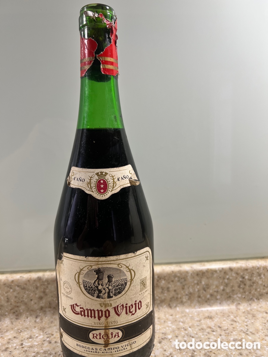 Collection of wines and liquors: Antigua Botella Vino Tinto CRIANZA CAMPO VIEJO ,4^&bull; A&Ntilde;O ***NUMERADA