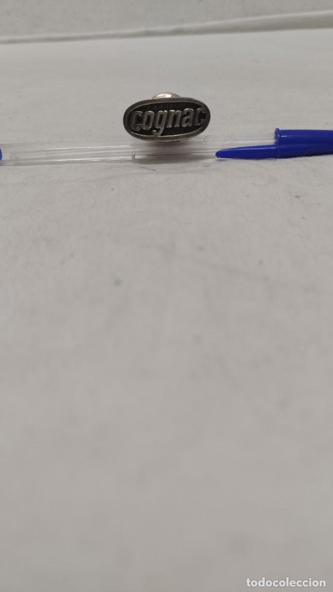 Colecionismo de vinhos e licores: Antiguo Tap&oacute;n, seguramente de plata.De Cognac,co&ntilde;ac