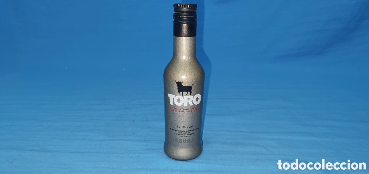 Coleccionismo de vinos y licores: BOTELLIN BRANDY TORO OSBORNE. SIN ABRIR