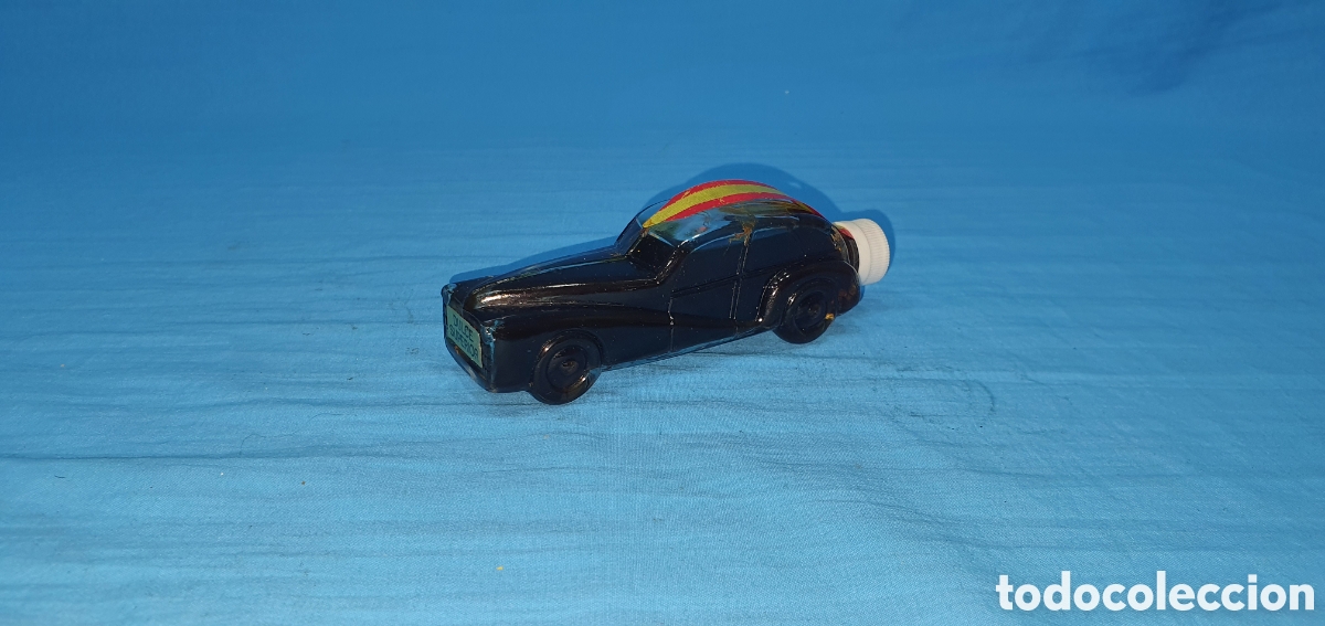 Coleccionismo de vinos y licores: BOTELLIN COCHE LICOR DULCE SUPERIOR