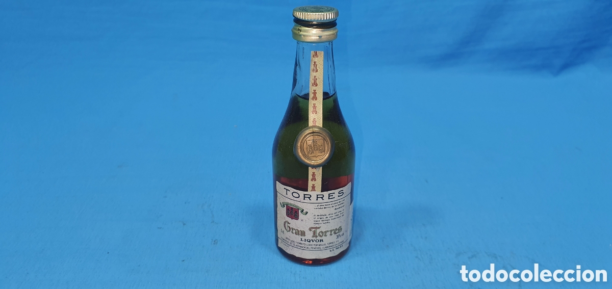 Coleccionismo de vinos y licores: BOTELLIN LICOR GRAN TORRES. BARCELONA. SIN ABRIR