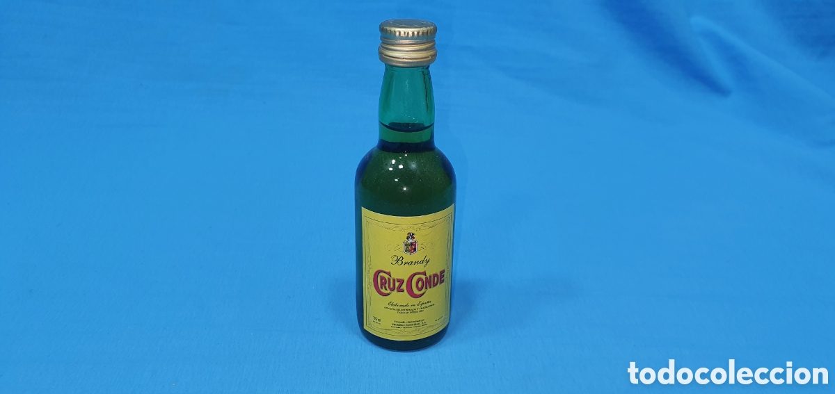 Coleccionismo de vinos y licores: BOTELLIN CRUZ CONDE, BRANDY. SIN ABRIR