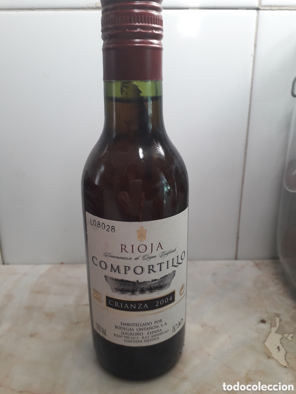 Coleccionismo de vinos y licores: BOTELLA DE VINO PEQUE&Ntilde;A , RIOJA COMPORTILLO ( CRIANZA 2001 ) , 18,7 CL .