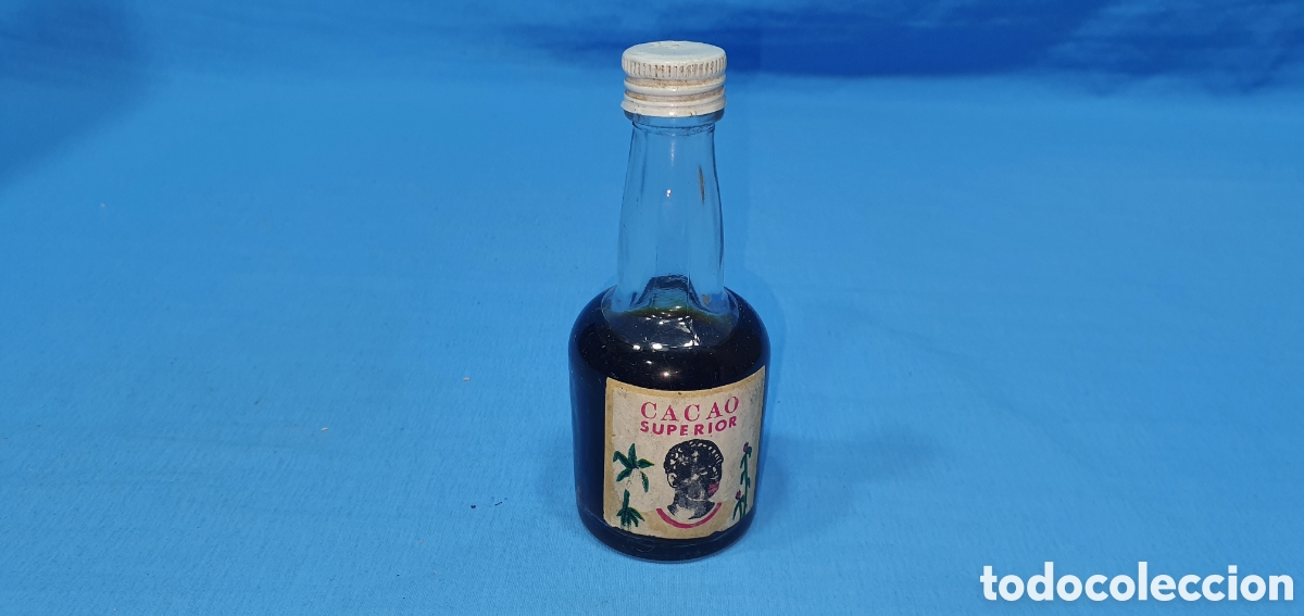 Coleccionismo de vinos y licores: BOTELLIN LICOR CACAO SUPERIOR. ABIERTA