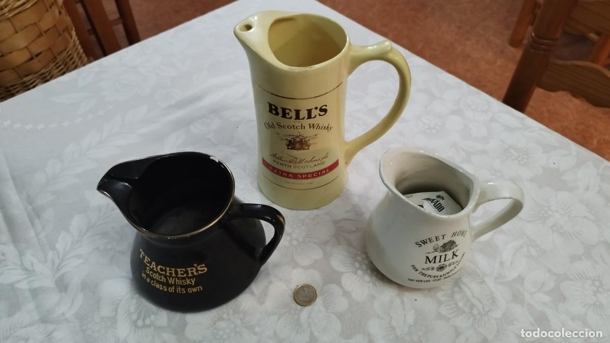 Coleccionismo de vinos y licores: 3 Jarras de crema de whisky Old Scotch Bells extra especial Publicidad porcelana PMD Wade1