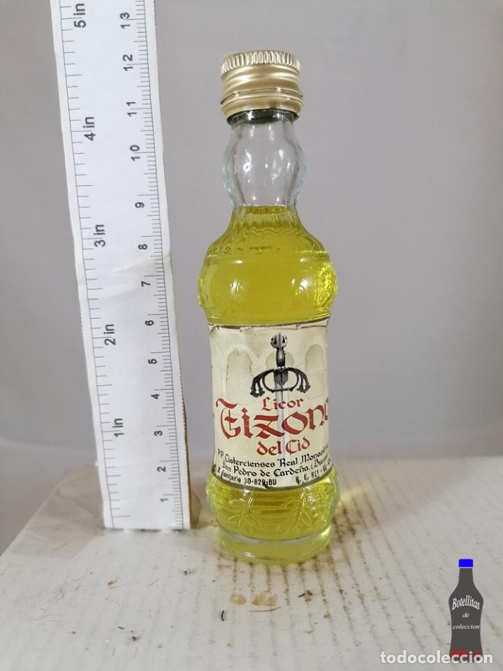 Coleccionismo de vinos y licores: BOTELLITA BOTELLIN LICOR TIZONA DEL CID BURGOS