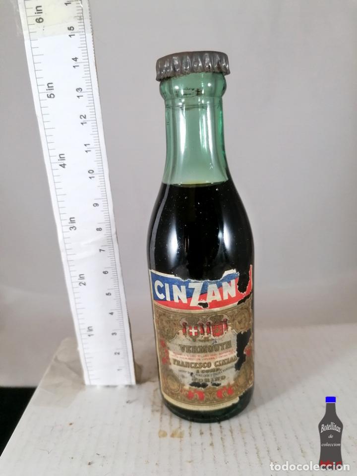 Collectionnisme de vins et liqueurs: BOTELLITA BOTELLIN CINZANO VERMOUTH TORINO ITALIA CHAPA CORONA