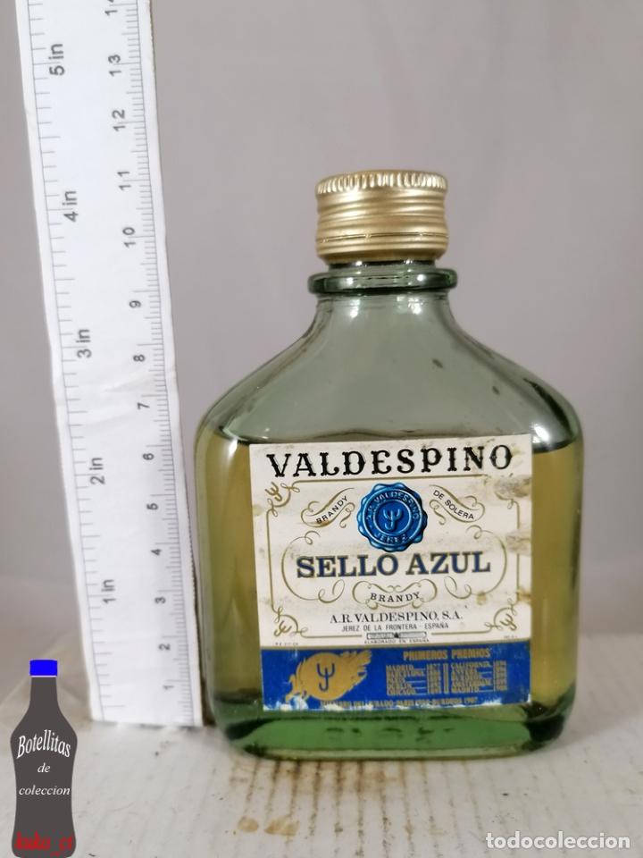Coleccionismo de vinos y licores: BOTELLITA BOTELLIN PETACA BRANDY VALDESPINO SELLO AZUL A.R VALDESPINO JEREZ DE LA FRONTERA