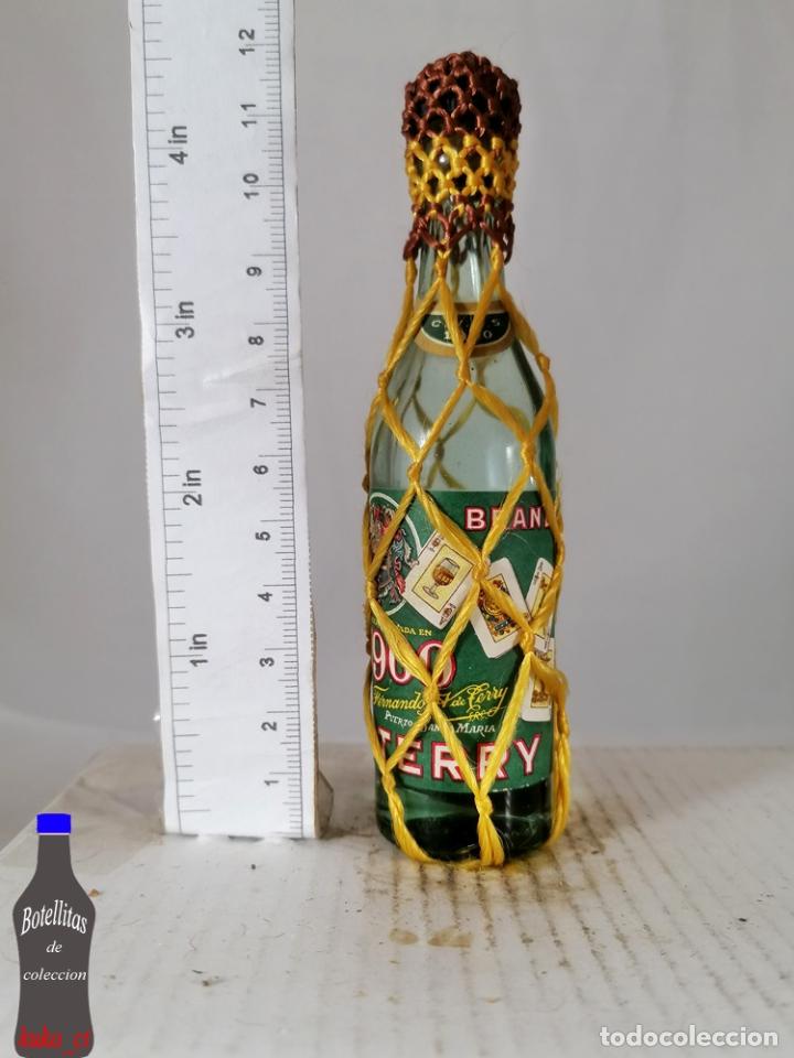 Coleccionismo de vinos y licores: BOTELLITA BOTELLIN BRANDY CV 1900 FERNANDO A DE TERRY PUERTO DE SANTA MARIA