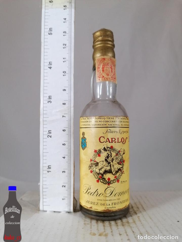 Coleccionismo de vinos y licores: BOTELLITA BOTELLIN BRANDY CARLOS I SOLERA ESPECIAL PEDRO DOMECQ DOBLE ETIQUETA
