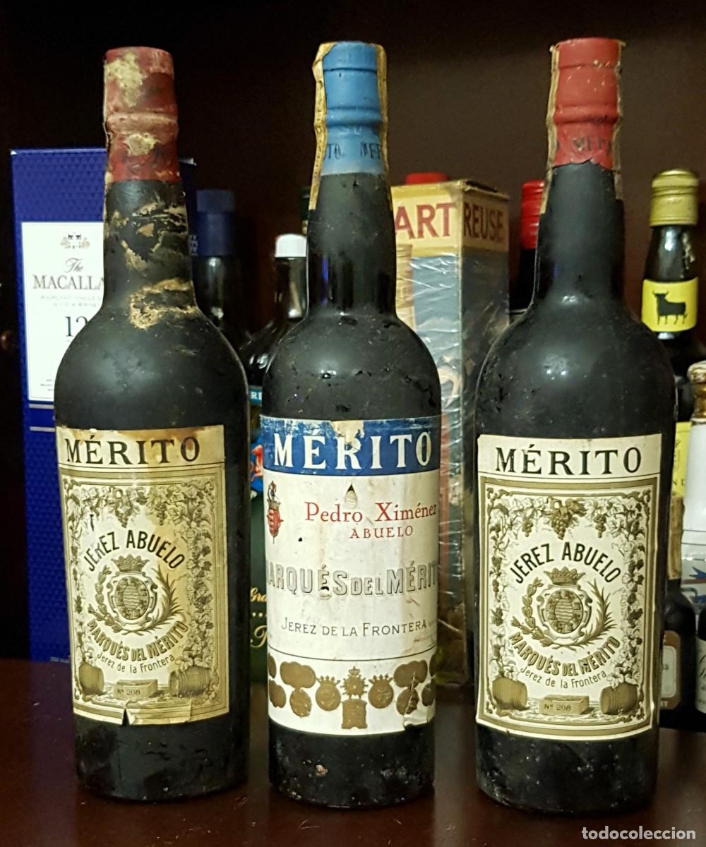Collection of wines and liquors: LOTE 3 ANTIGUAS BOTELLAS MARQU&Eacute;S DEL M&Eacute;RITO JEREZ ABUELO(N&ordm;208)-P.XIM&Eacute;NEZ