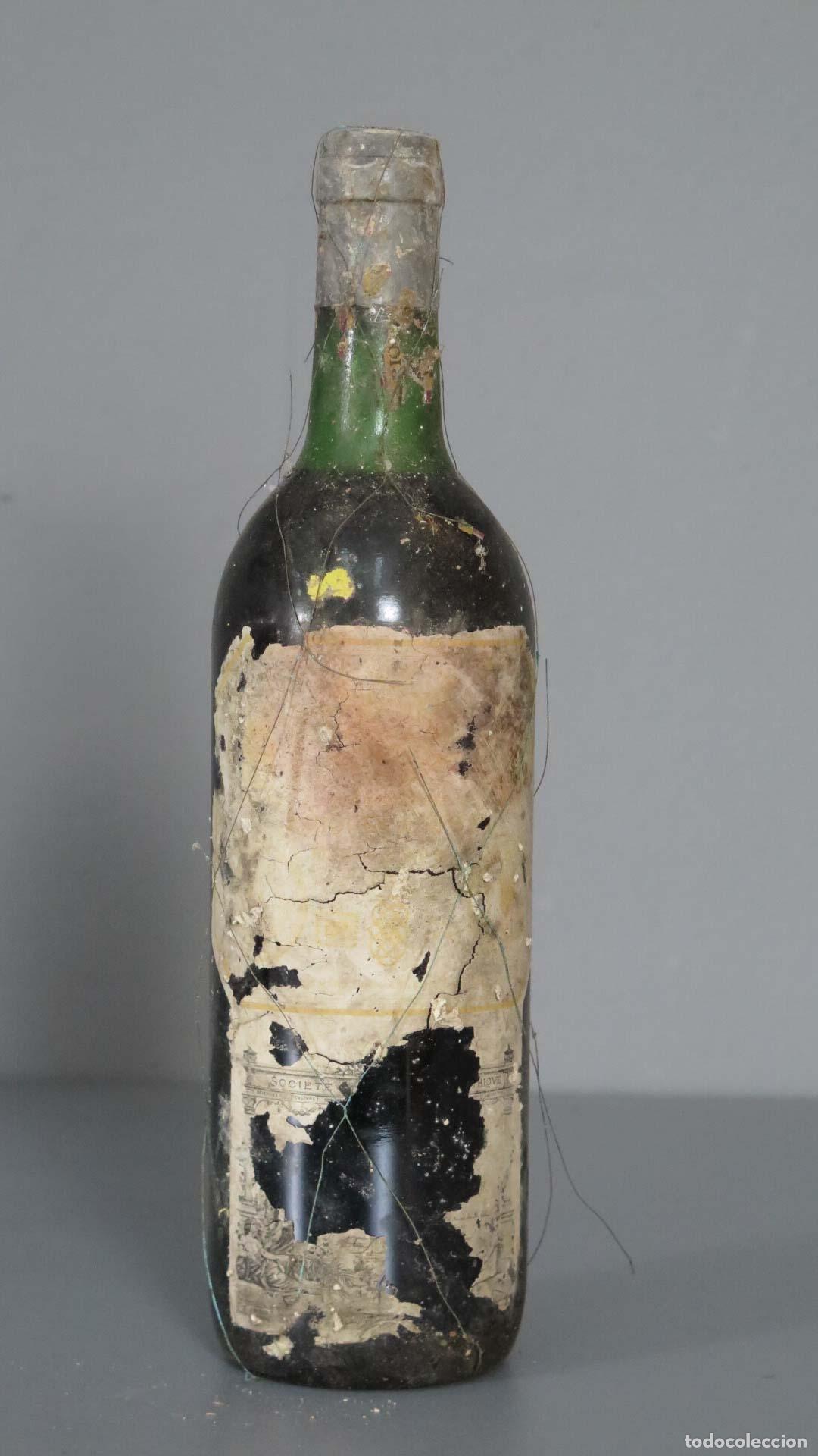 Collection of wines and liquors: BOTELLA. RISCAL. HACIA 1960