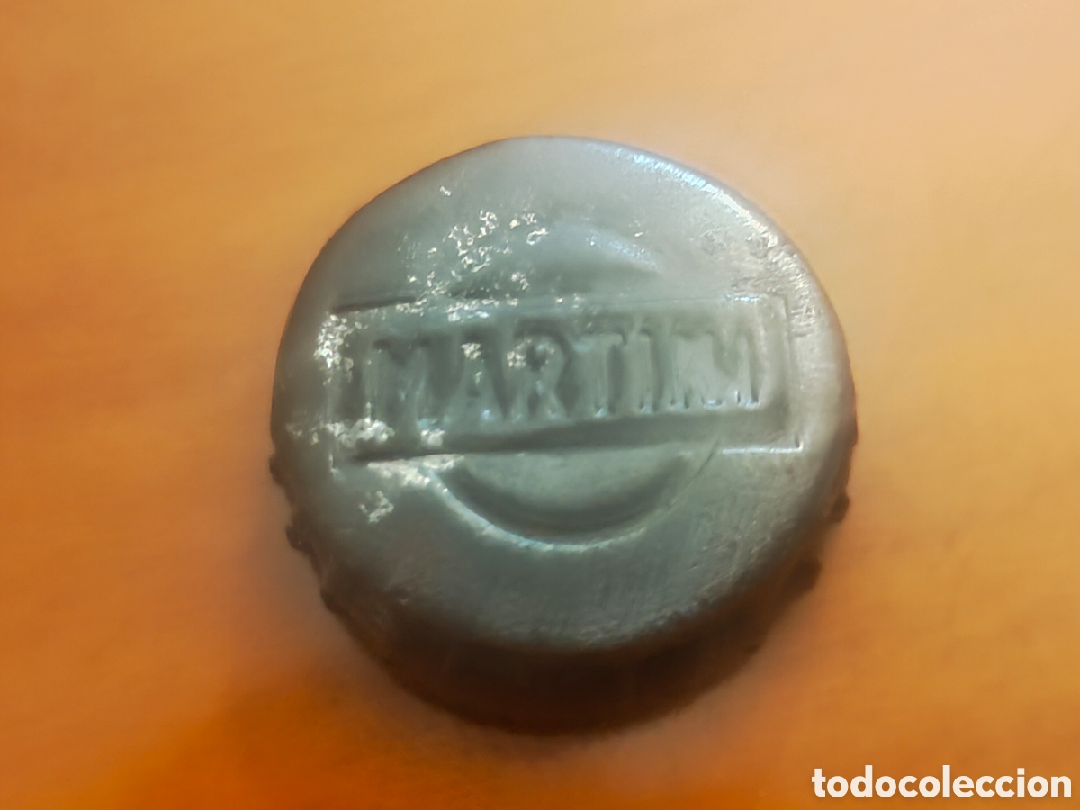 Coleccionismo de vinos y licores: ANTIGUA CHAPA CORONA MARTINI RELIEVE CORCHO