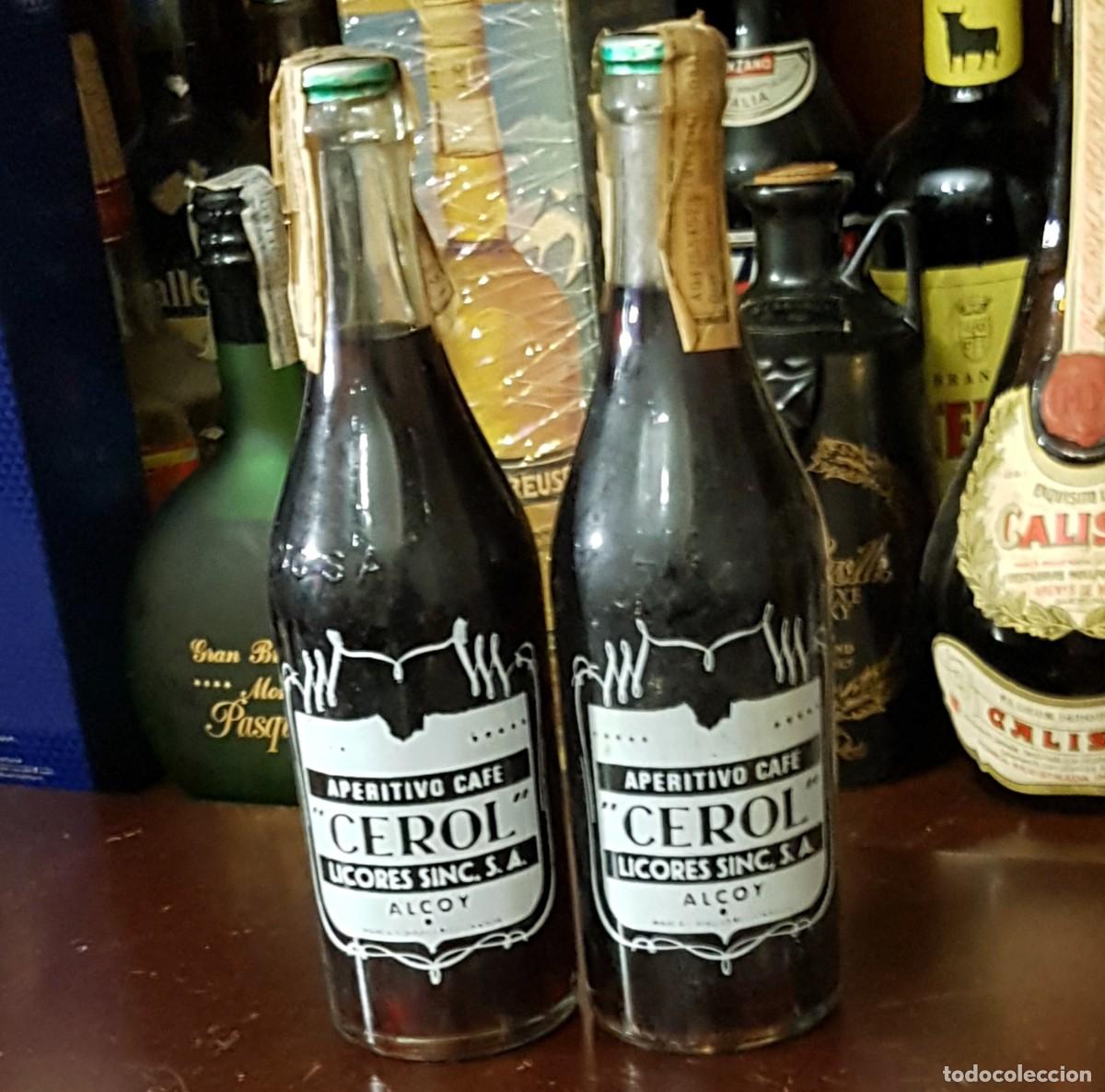 Collection of wines and liquors: ANTIGUAS BOTELLAS(2) CAF&Eacute; LICOR CEROL(ALCOY) DE 1/2 L. A&Ntilde;OS 70