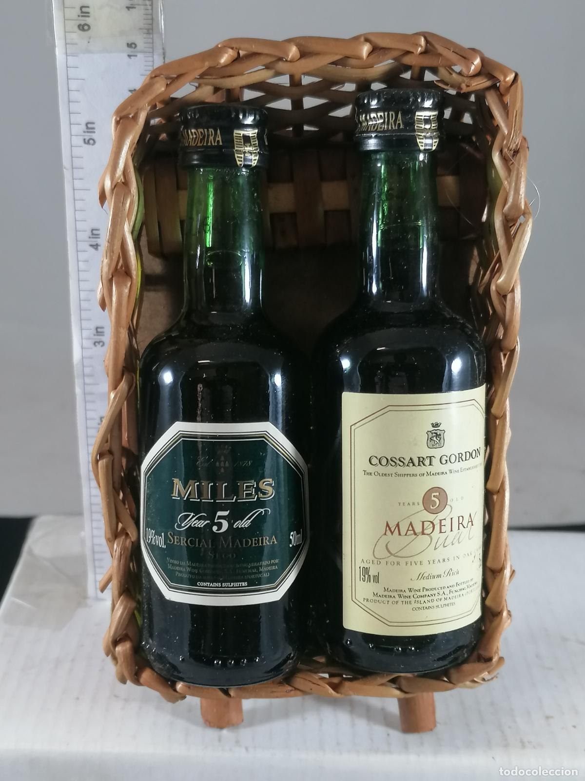 Colecionismo de vinhos e licores: BOTELLITA BOTELLIN CESTO MIMBRE CON 2 BOTELLINES MADEIRA WINE COMPANY 5 YEARS OLD