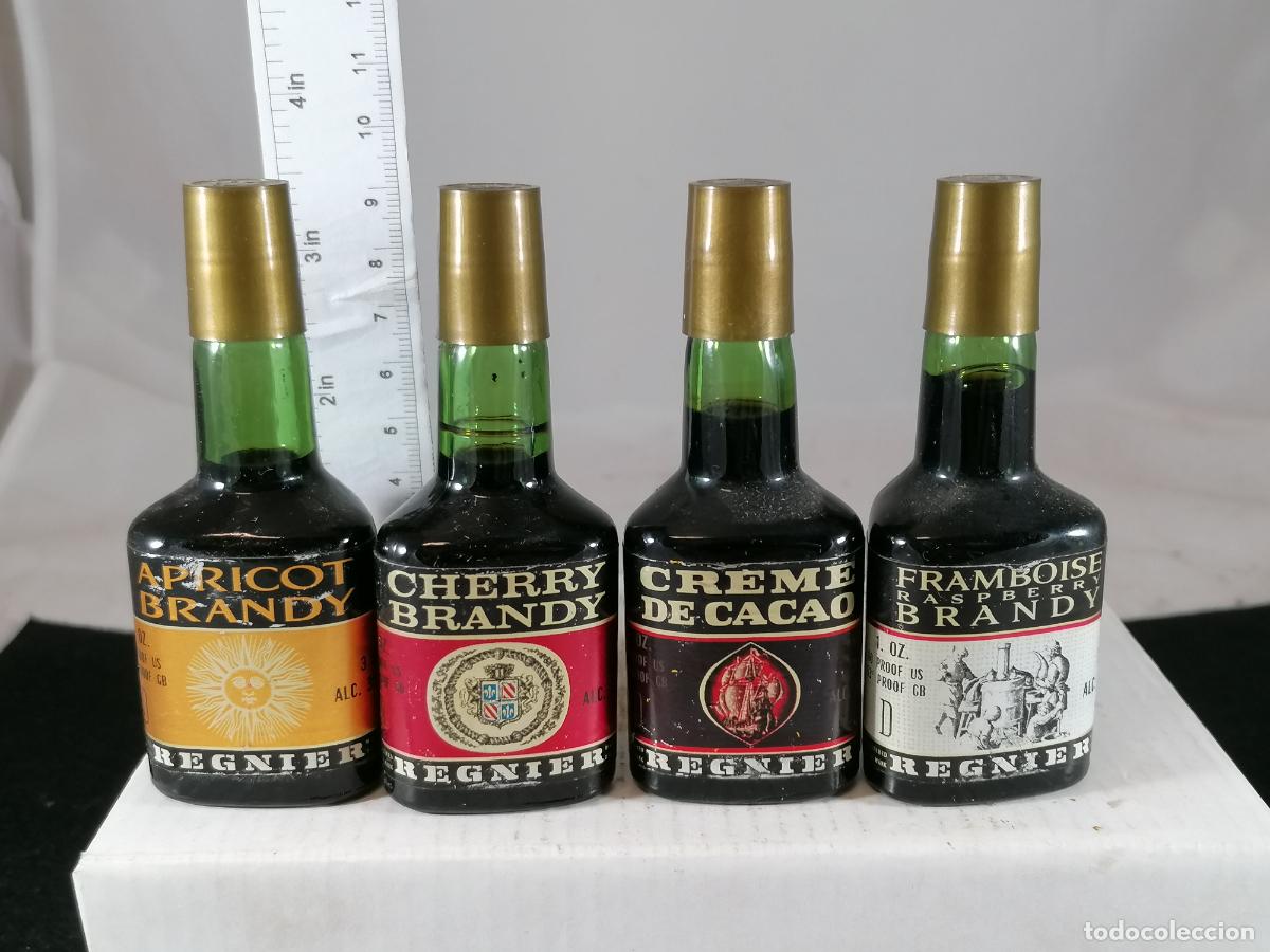 Coleccionismo de vinos y licores: BOTELLITA BOTELLIN LOTE DE 4 CHERRY BRANDY REGNIER COINTREAU DISTRIBUIDOR FRANCIA