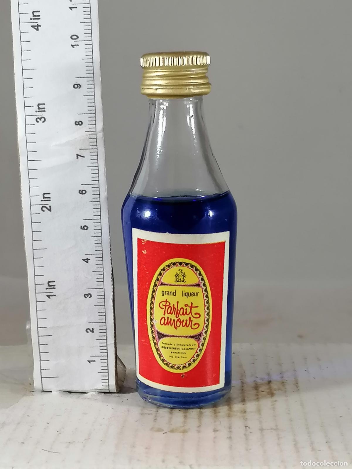 Collection of wines and liquors: BOTELLITA BOTELLIN PARFAIT AMOUR DESTILERIAS CAMPENY BARCELONA