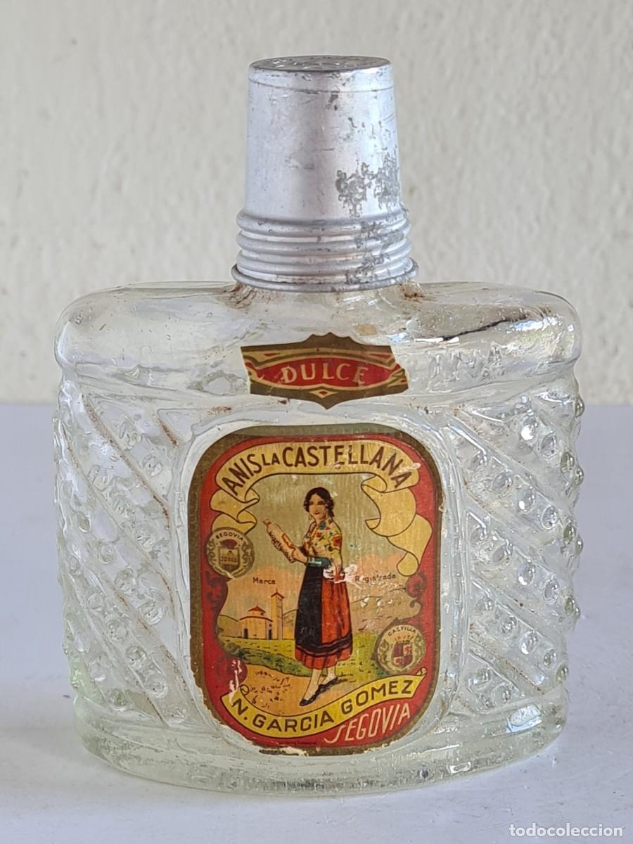 Coleccionismo de vinos y licores: Botella Petaca An&iacute;s La Castellana Segovia - N. Garc&iacute;a G&oacute;mez - Cristal - Vac&iacute;a - Licor Aguardiente