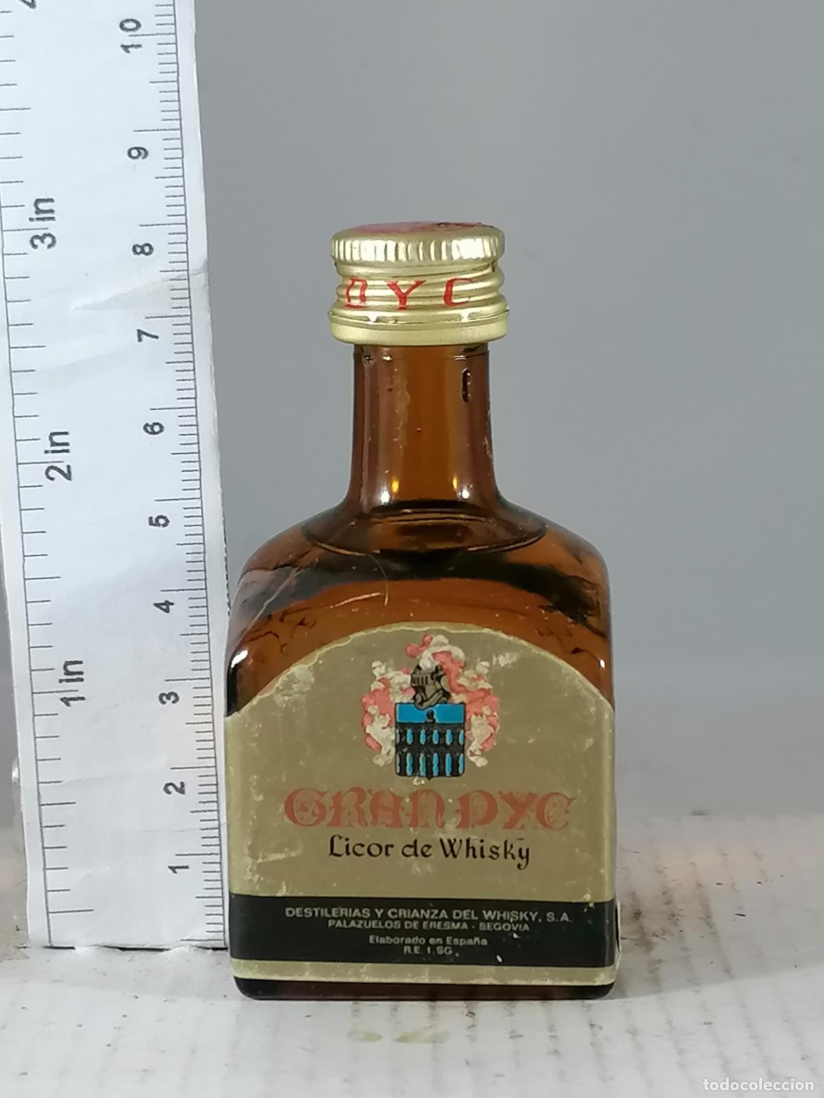 Coleccionismo de vinos y licores: BOTELLITA BOTELLIN WHISKY GRAN DYC LICOR DE WHISKY PALAZUELOS DE ERESMA SEGOVIA
