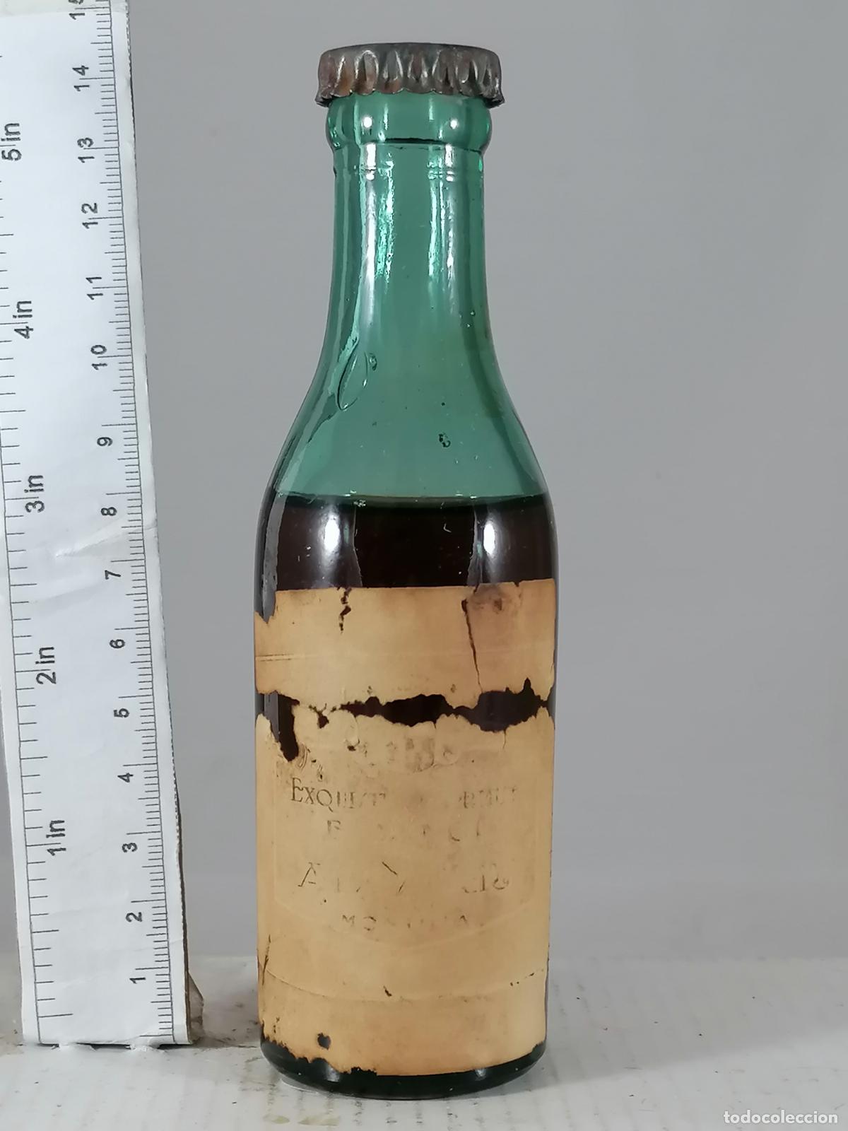 Collection of wines and liquors: BOTELLITA BOTELLIN VERMUT ALVEAR MONTILLA CHAPA CORONA