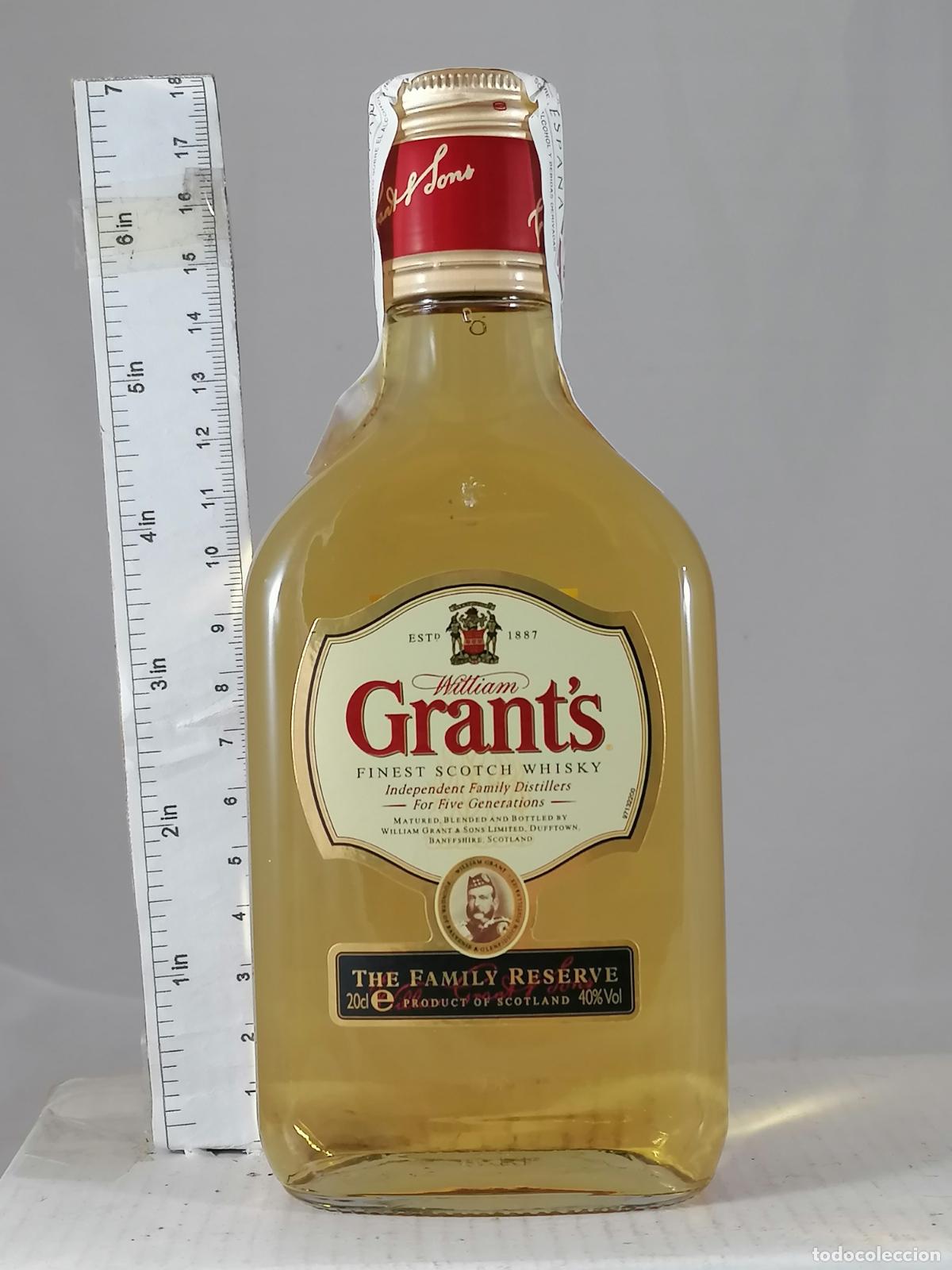 Coleccionismo de vinos y licores: BOTELLITA BOTELLIN PETACA WHISKY GRANT&acute;S FAMILY RESERVE SCOTLAND 0.2L
