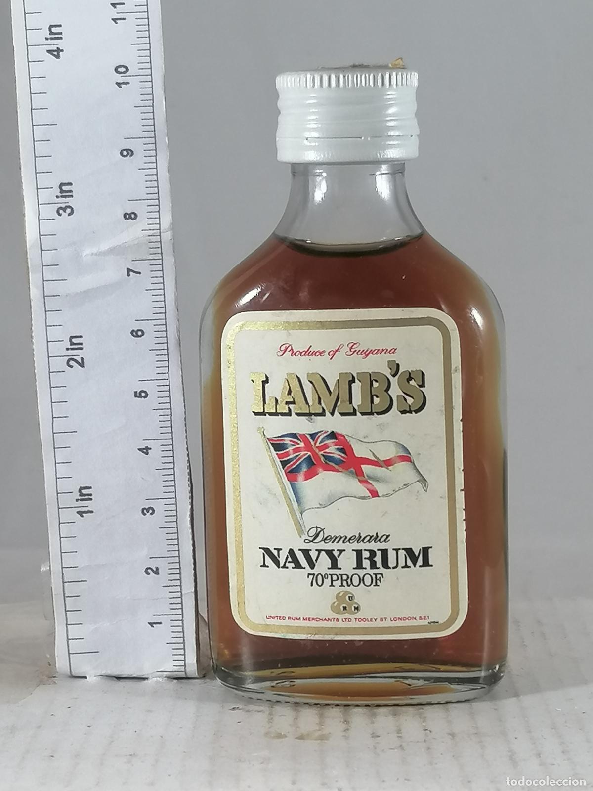 Coleccionismo de vinos y licores: BOTELLITA BOTELLIN LAMB&acute;S RON DEMERARA NAVY RUM GUYANA