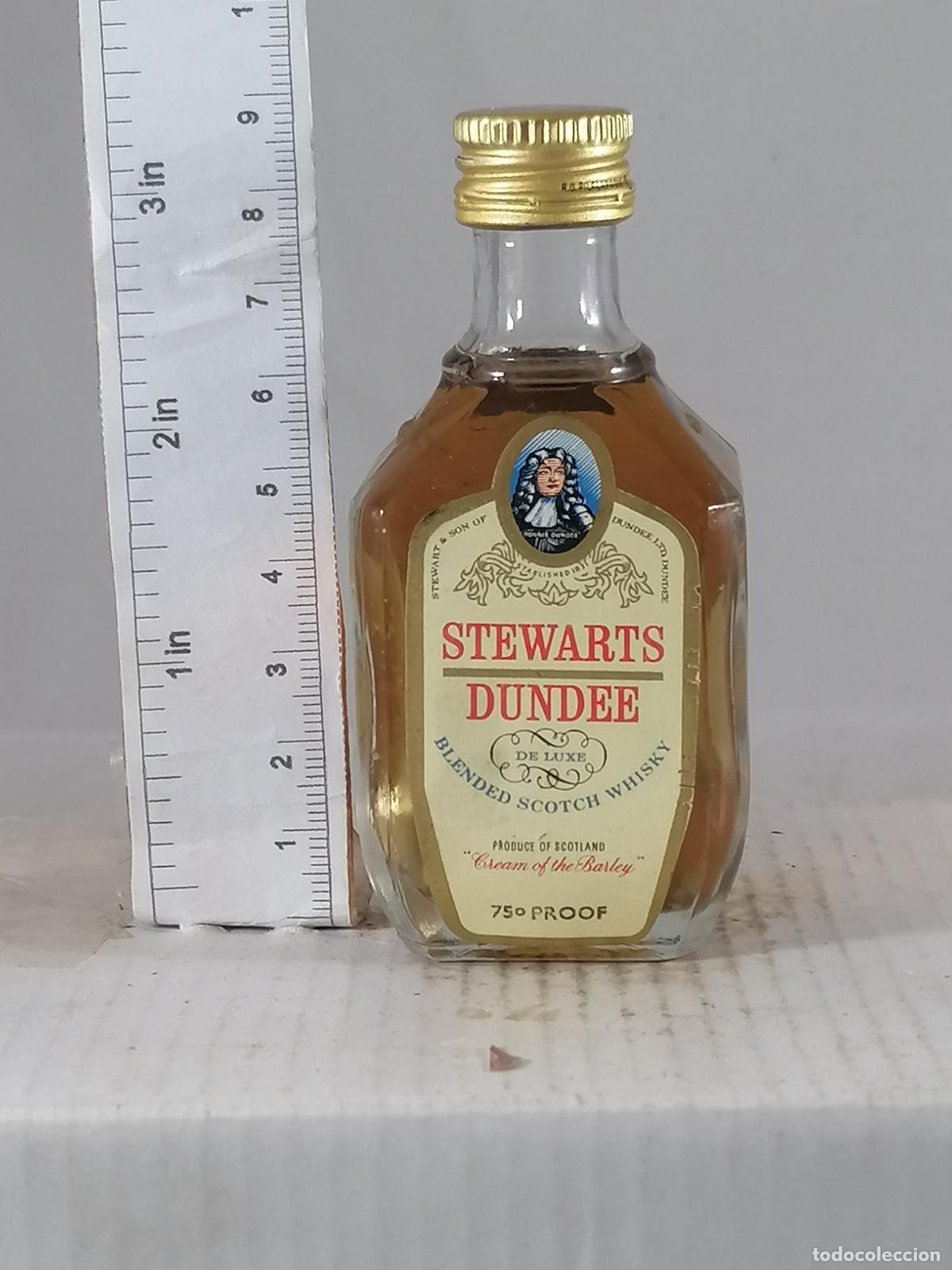 Coleccionismo de vinos y licores: BOTELLITA BOTELLIN WHISKY STEWARTS DUNDEE BLENDED SCOTCH WHISKY