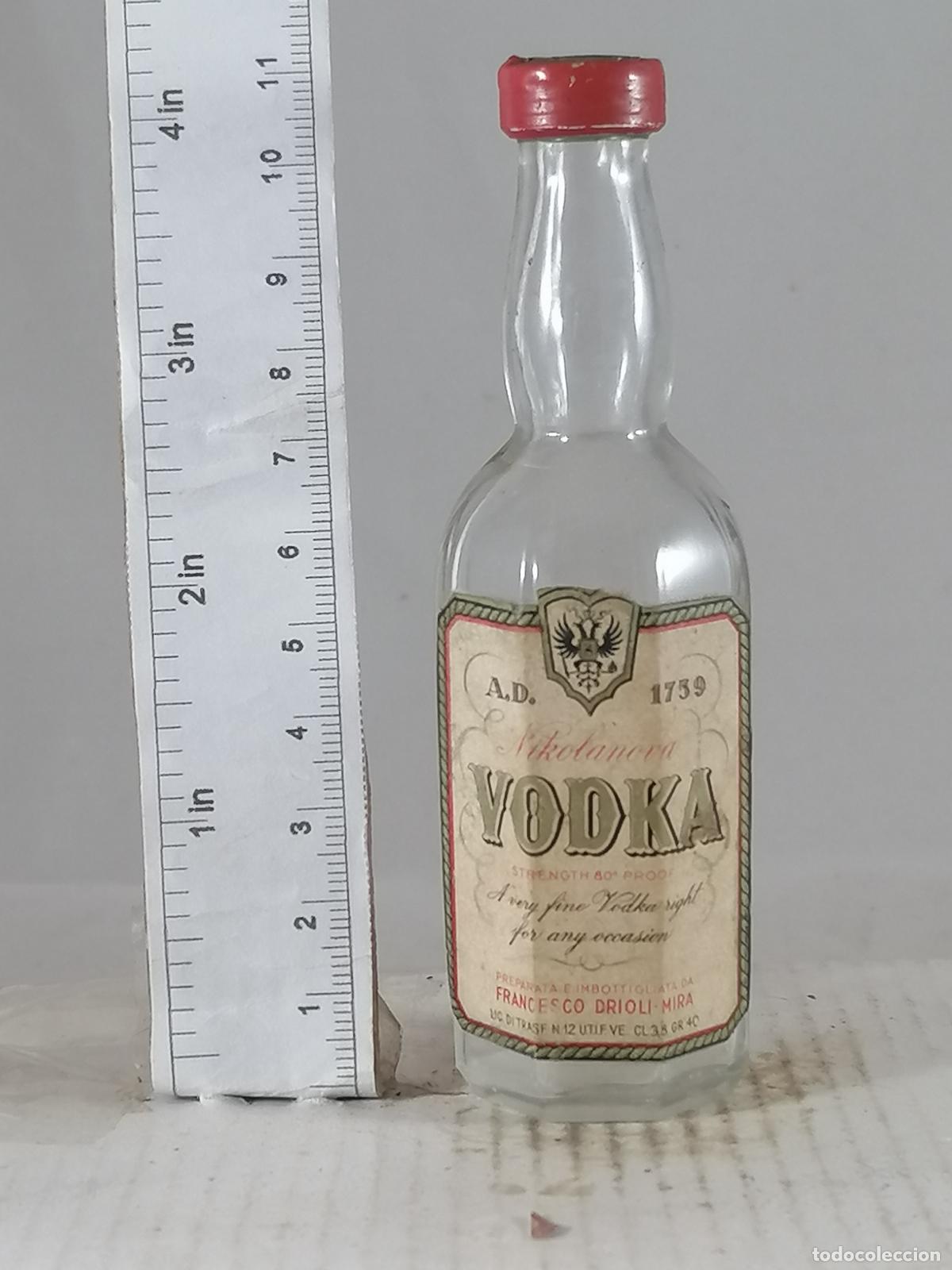 Sammlung von Weinen und Lik&ouml;ren: BOTELLITA BOTELLIN VODKA DRIOLI FANCESCO DRIOLI VENEZIA
