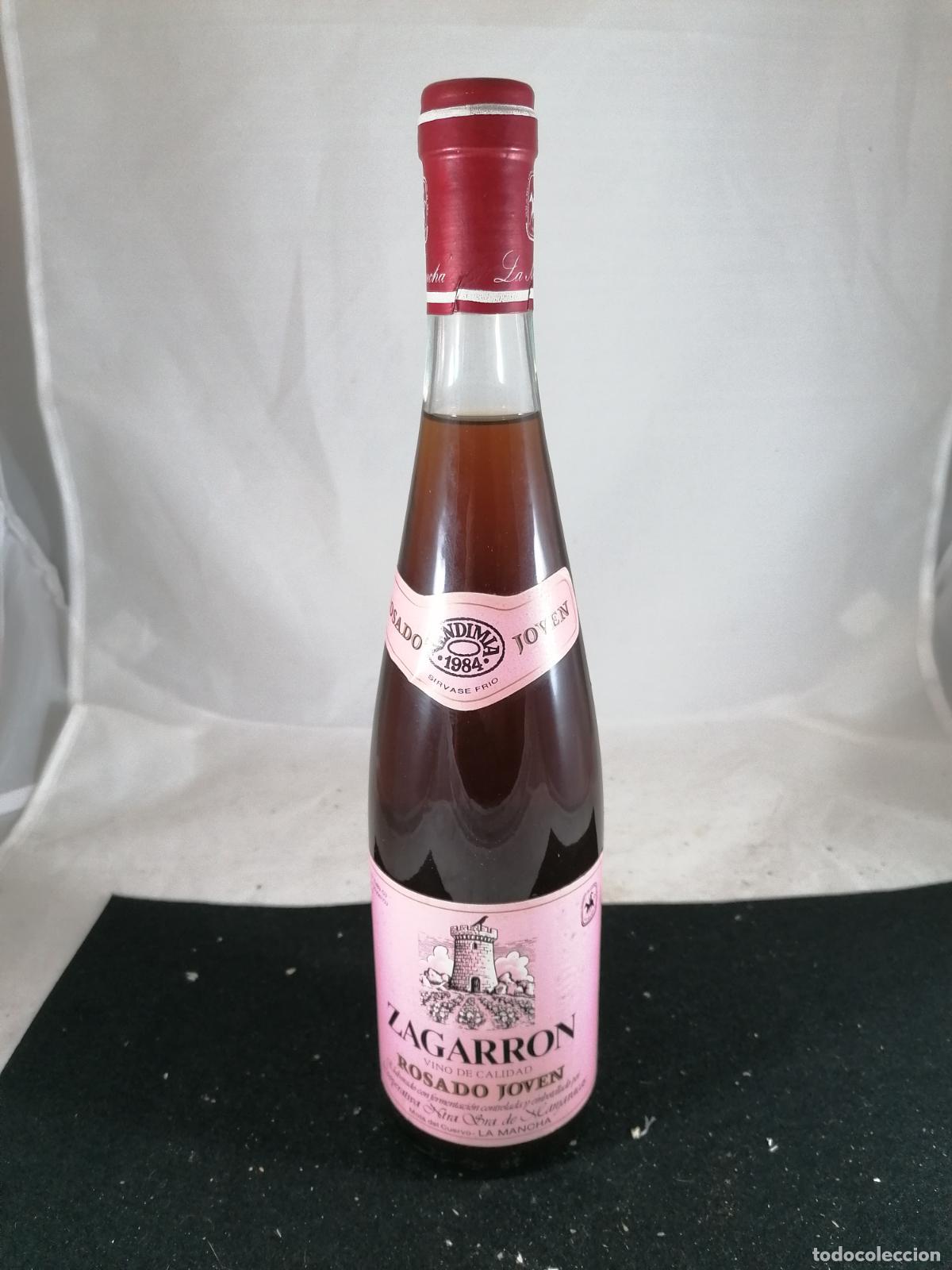 Collection of wines and liquors: BOTELLA VINO ROSADO 1984 ZAGARRON COOPERATIVA MANJAVACAS MOTA DEL CUERVO LA MANCHA