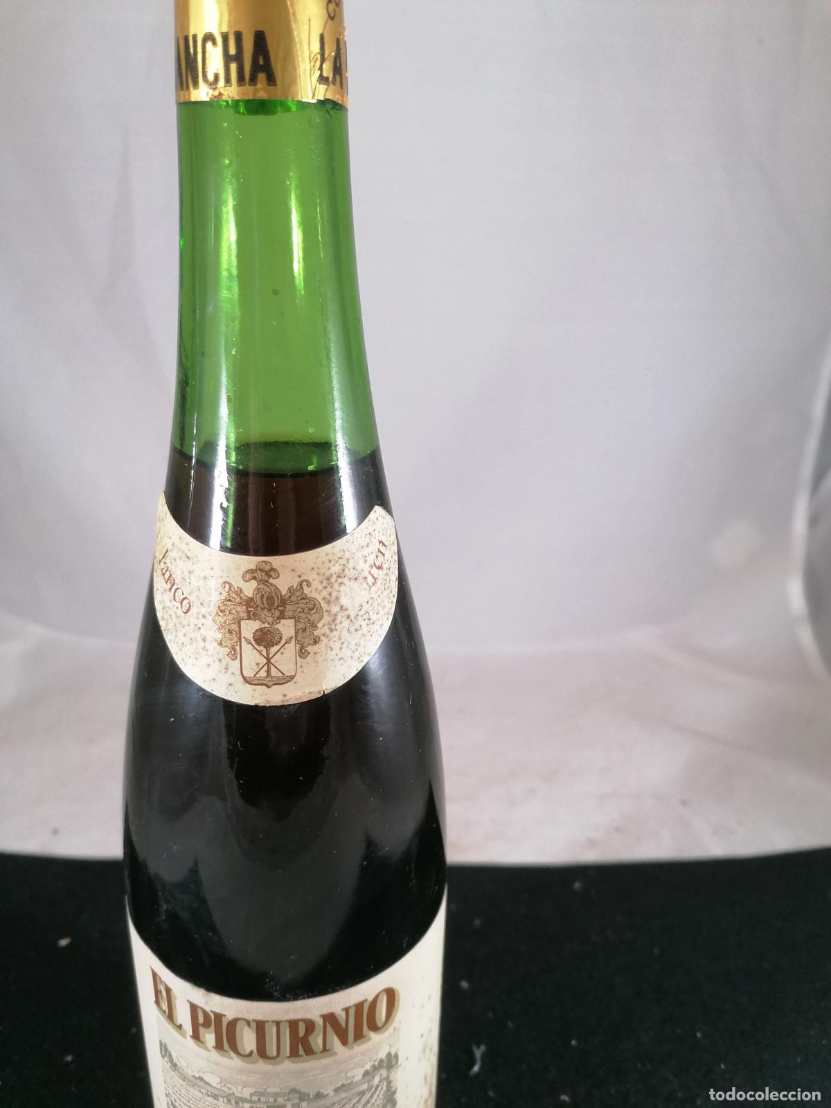 Sammlung von Weinen und Lik&ouml;ren: BOTELLA VINO BLANCO AIREN PICURNIO BODEGAS MOSQUERA VILLANUEVA DE ALCARDETE LA MANCHA