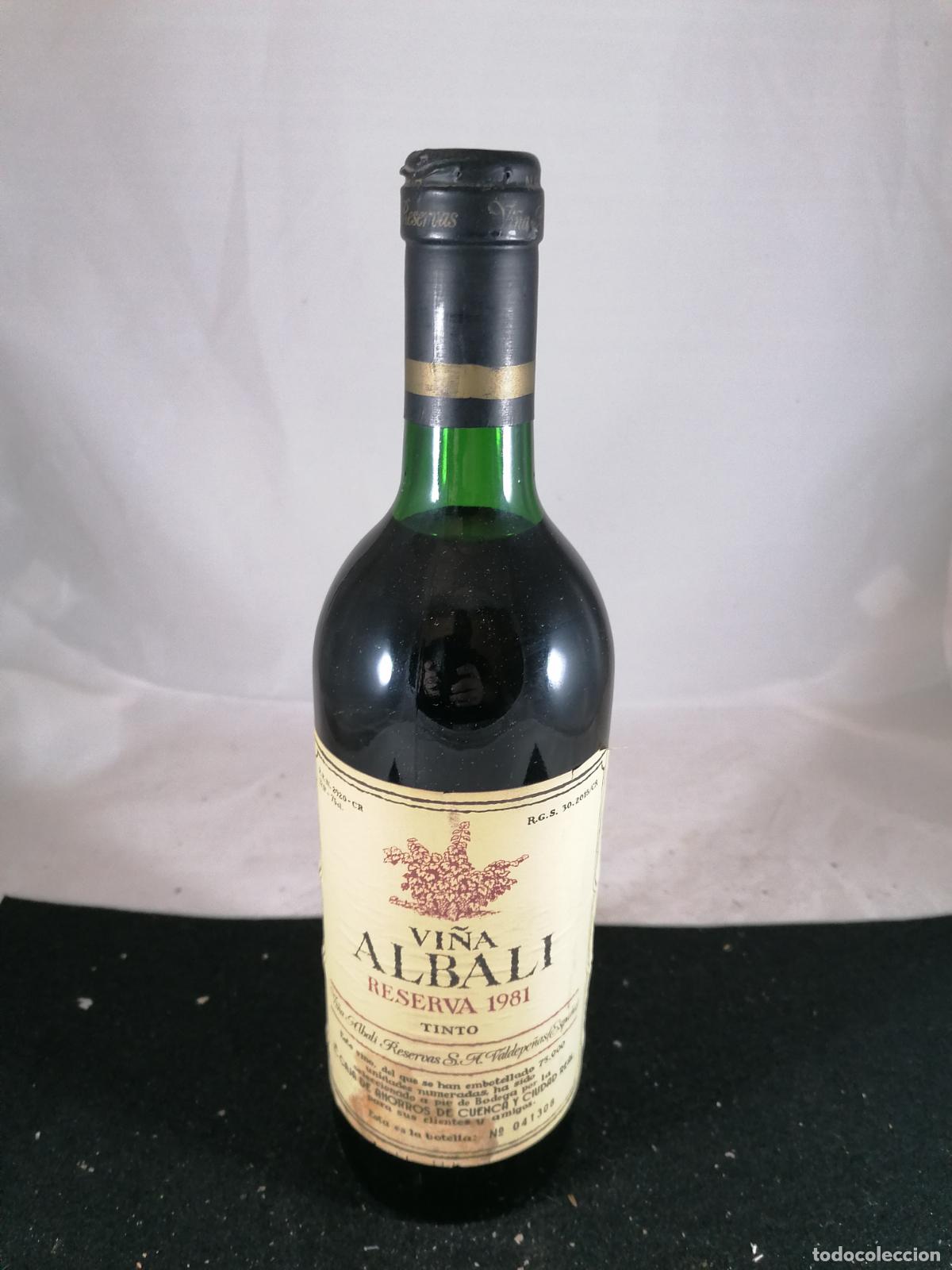 Collectionnisme de vins et liqueurs: BOTELLA VINO TINTO ALBALI RESERVA 1981 NUMERADA ALBALI VALDEPE&Ntilde;AS