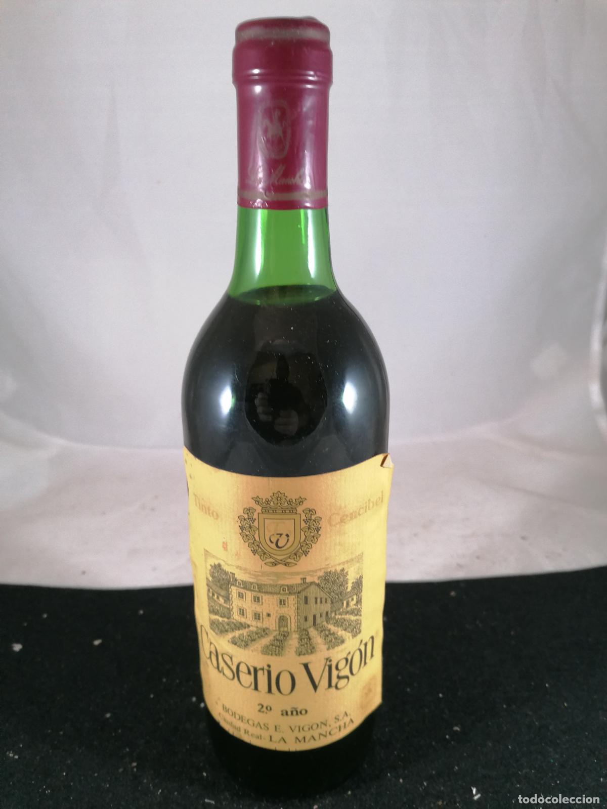 Collection of wines and liquors: BOTELLA VINO TINTO CENCIBEL 2&ordm; A&Ntilde;O CASERIO DE VIGON AIREN BLANCO LA MANCHA