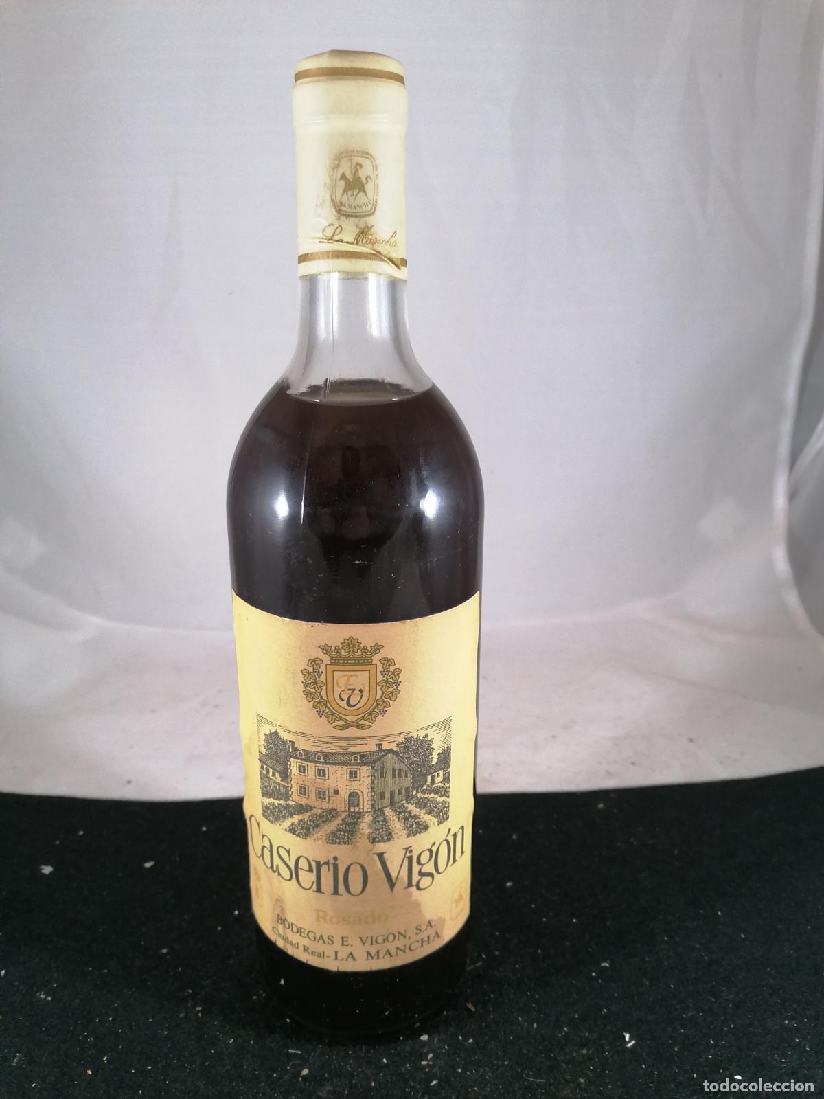 Sammlung von Weinen und Lik&ouml;ren: BOTELLA VINO ROSADO CASERIO DE VIGON LA MANCHA